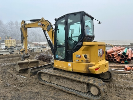 Pásové rypadlo CAT 305